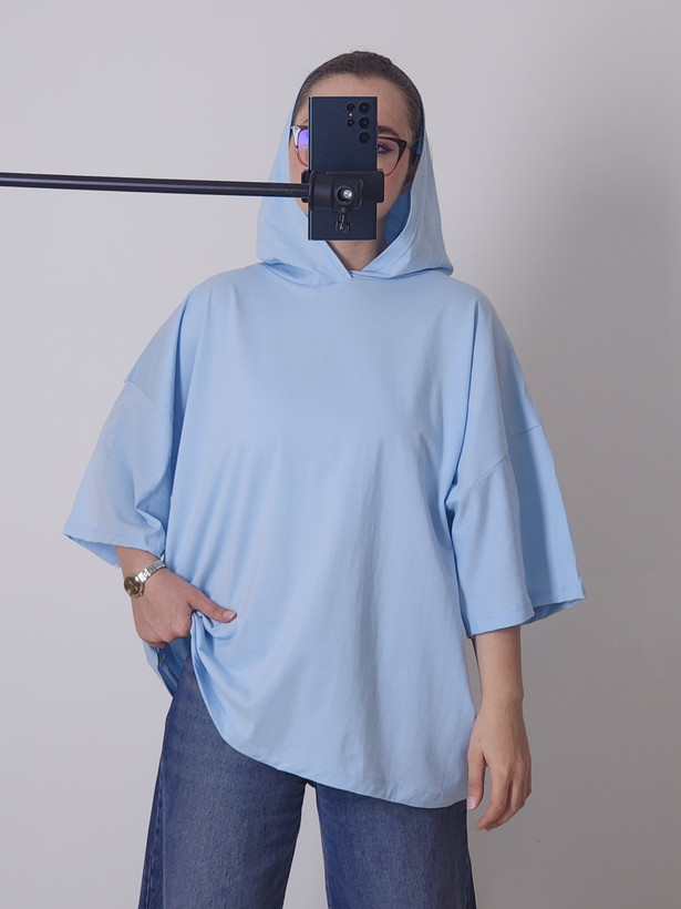 تیشرت کلاهدار
